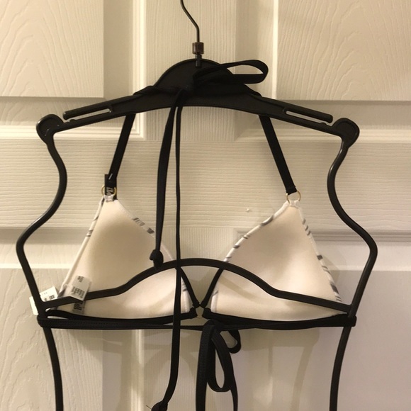 Top only 💖VS PINK Bikini Triangle Halter - Picture 5 of 6